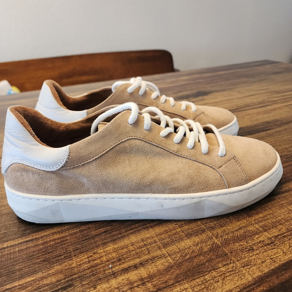 Aquatalia Ricardo Low Top Suede Sneakers Suede 9.5